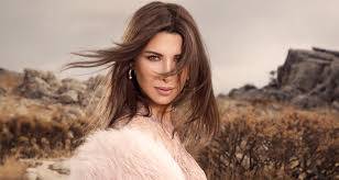 نانسي عجرم تحلق عالياً بين الملايين