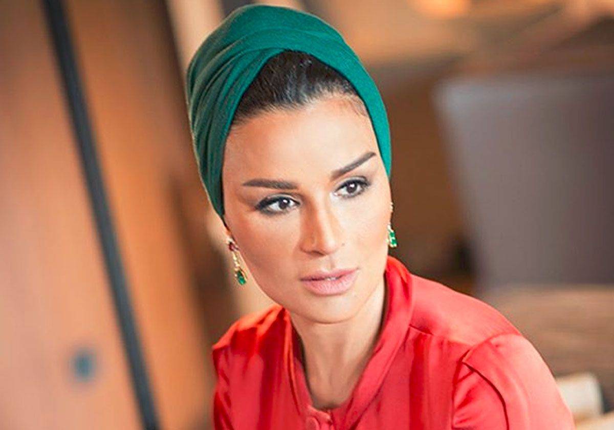 الشيخة موزا: الأزمة الخليجية جعلتنا نتساءل من نحن