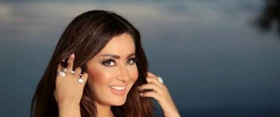 اعلامي يهين لطيفة فماذا فعلت؟