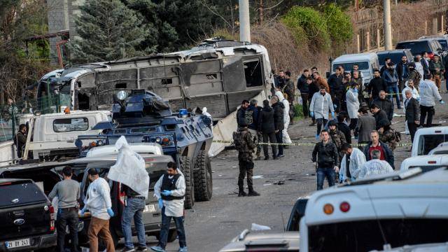 مقتل عسكريين تركيين اثنين جراء تفجير في ديار بكر