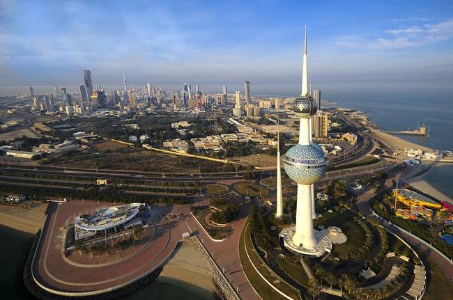 الكويت تدعو رعاياها في بريطانيا إلى الحذر