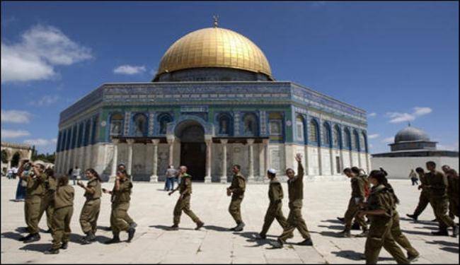 بالفيديو - استشهاد منفذ عملية الطعن في القدس المحتلة متأثرًا بجراحه