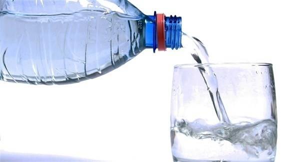 ما أفضل وقت خلال اليوم لشرب الماء؟