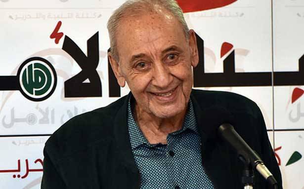 هنأ بوتين واستقبل مخاتير صور
برّي : لتحويل الإستحقاق لاستفتاء على الثوابت