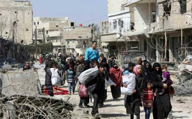 إستمرار إجلاء المدنيين عن الغوطة الشرقيّة عبر معبر حموريّة