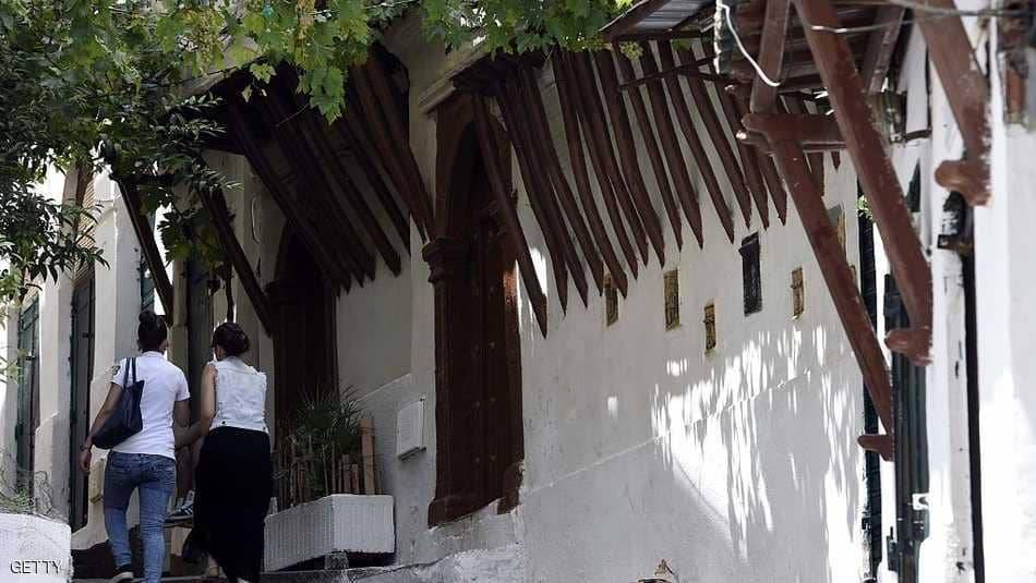 مئات الجزائريين يتعرضون للضرب من قبل زوجاتهم