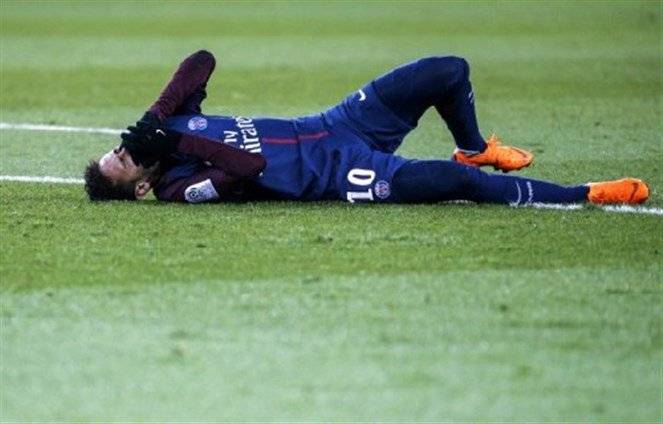 طبيب المنتخب البرازيلي يكشف حالة نيمار