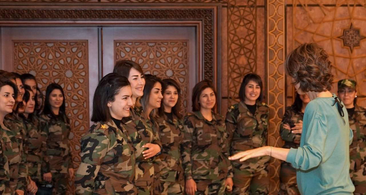 بالفيديو: أسماء الأسد تخاطب "ضفائر النار"!