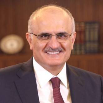 علي حسن خليل يعايد كل الأمّهات