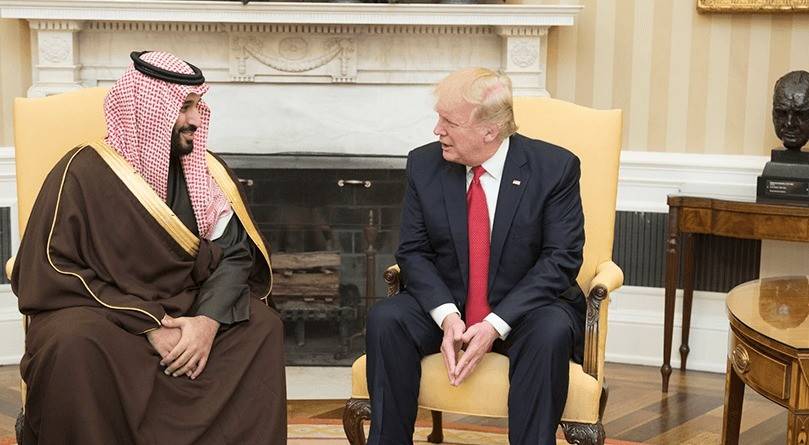 كواليس "اليوم الأخير".. بن سلمان يواجه "الضغوطات" ويكسب معركة "الفريق"!