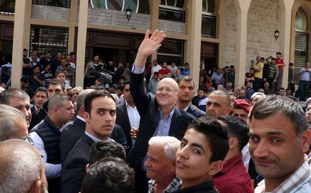 رعى إعادة افتتاح «مسجد الشهداء الكبير» في مرياطة
ميقاتي: علينا أن نكون معاً 
لأن لبنان بحاجة الى كلّ واحد منّا