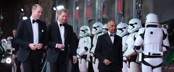فيديو لم يعرض لظهور الأميرين وليام وهاري في أحدث أفلام Star Wars.. طولهما كان مشكلة