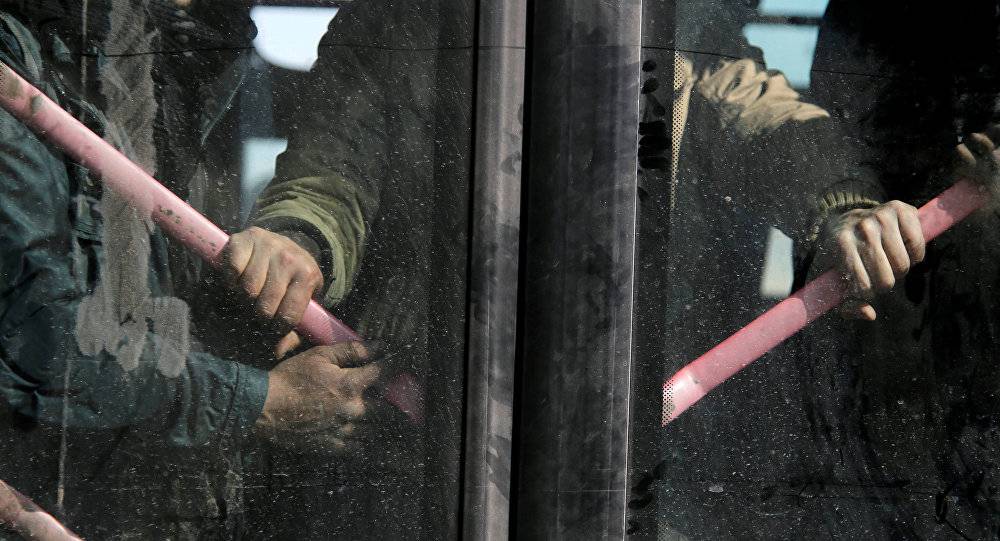 56 حافلة تقل 3641 شخصا بينهم 850 مسلحا تستعد لمغادرة الغوطة إلى إدلب