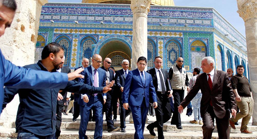 بالفيديو والصور... وزير خارجية المغرب يتجول في المسجد الأقصى