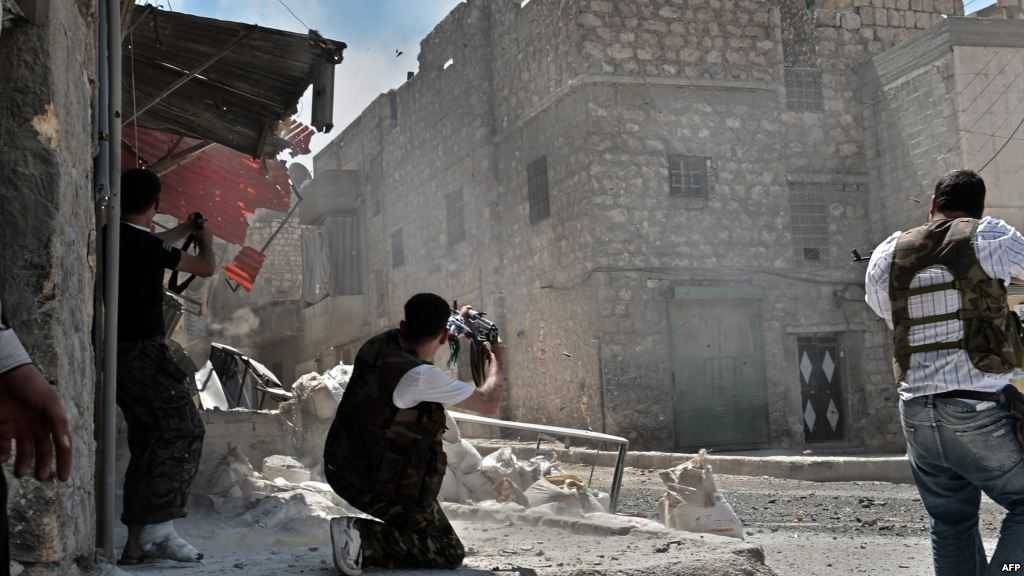 ’فيلق الرحمن’ يتهم ’جيش الإسلام’ بخذلانه وطعنه في الظهر