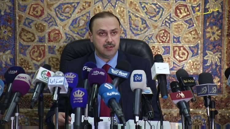 الحكومة الأردنية تقر إجراء قاسيا بحق الموظف "الضعيف"