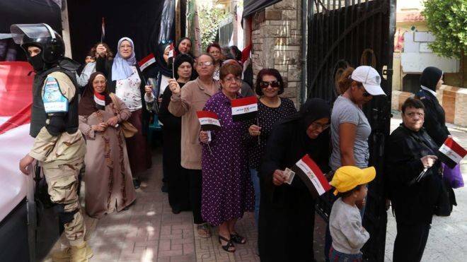 السلطات المصرية تعزز الإجراءات الأمنية في اليوم الثاني من الانتخابات