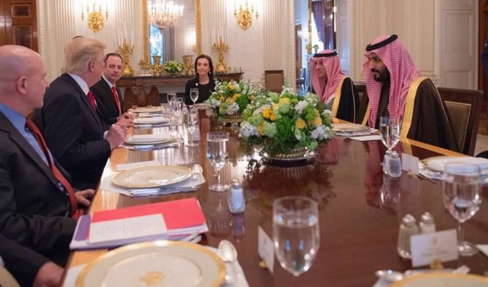 بأية وقاحة تكلم ترامب مع بن سلمان في البيت الابيض