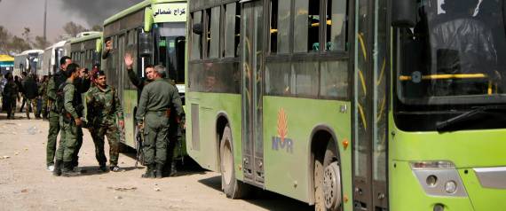 صحيفة التايمز البريطانية: الرجال الخارجون من الغوطة يجهزون للقتال لصالح النظام السوري