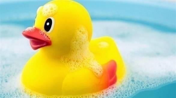 بعد قراءة هذا الخبر.. لن تضعوا ألعاب أطفالكم في حوض الاستحمام