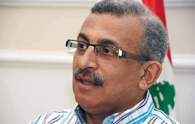 أسامة سعد لموظفي شركة دباس: الحكومة مسؤولة عن معاناتكم