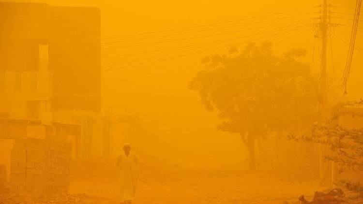 فيديو.. حادث سير جماعي على طريق مكة - جدة بسبب الغبار