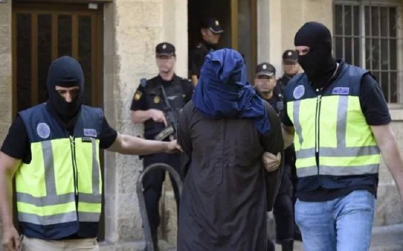 اتهام امام مسجد في بريطانيا اعتدى على 19 طفلا جنسيا داخل المسجد