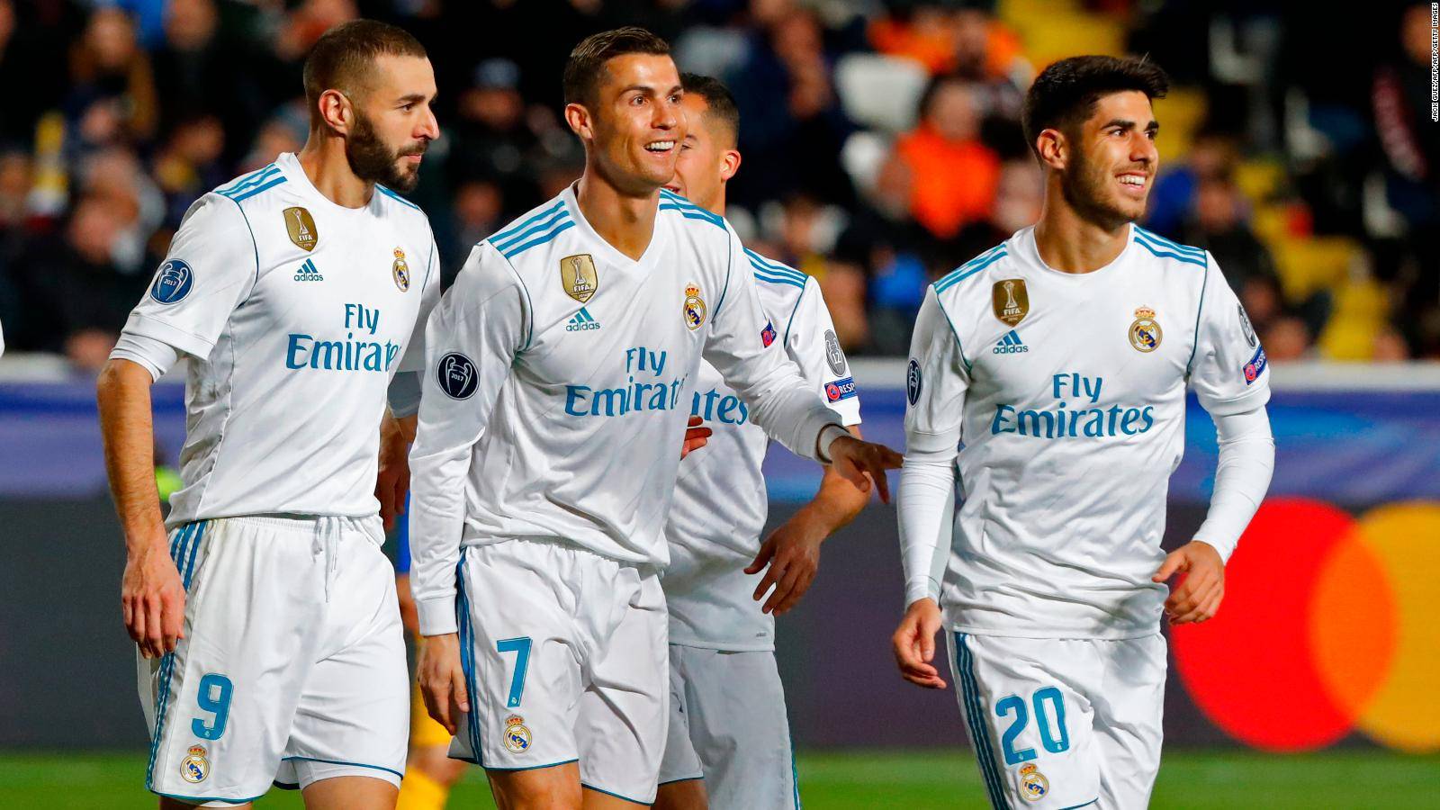 رونالدو يطالب برحيل 7 لاعبين.. من هم؟