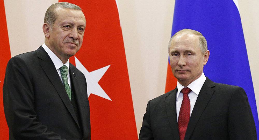 أوشاكوف: بوتين وأردوغان يبحثان التعاون العسكري وتسليم 