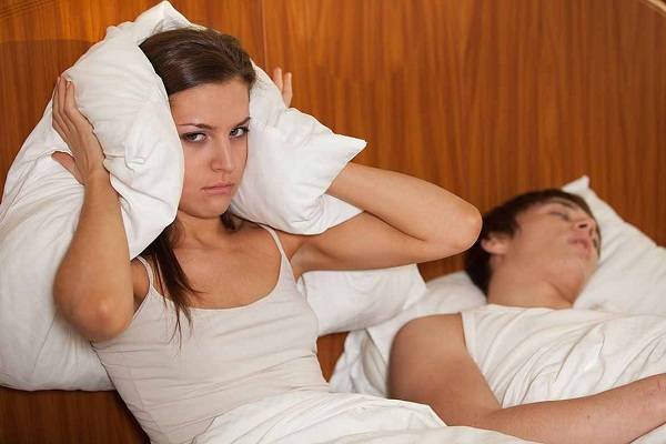 علاجات منزلية للشخير أثناء النوم