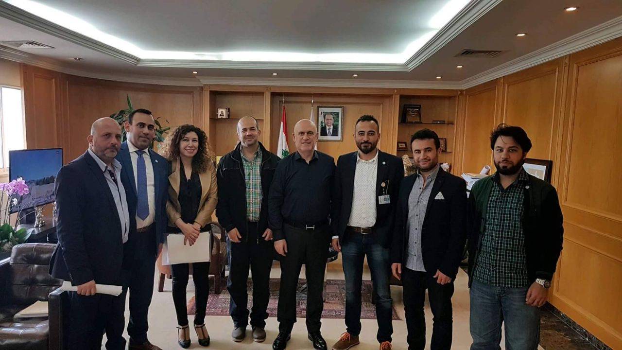 فنيانوس التقى قاسم هاشم وتابع اوضاع المراقبين الجويين ومرافئ الصيادين