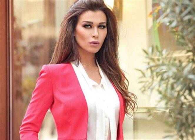 بالفيديو.. نادين الراسي في المستشفى والدماء تسيل!