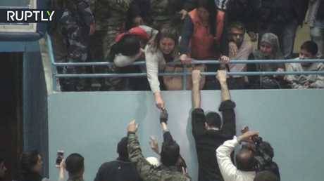 فيديو.. تحرير مخطوفين لدى "جيش الإسلام" منذ 5 سنوات