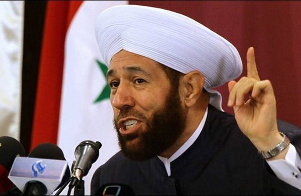 هذا ما قاله مفتي سوريا عن ضربة التحالف الثلاثي!