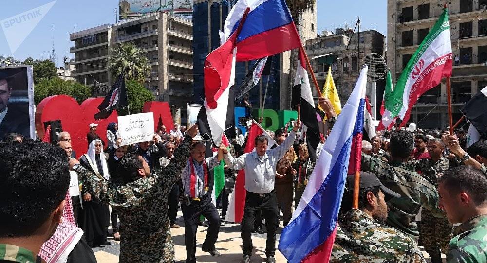 "صواريخك الغبية لا ترهبنا"...السوريون يشعلون مواقع التواصل الاجتماعي