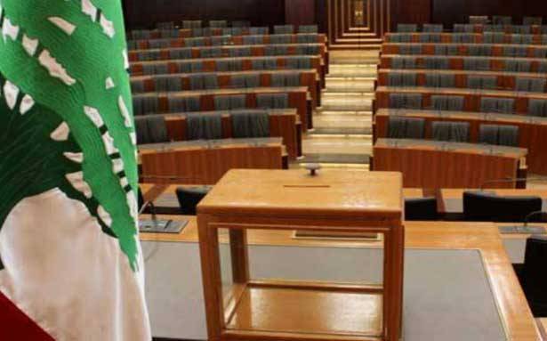 ضجيج الحملات الانتخابية اعلى من صوت الضربة الاميركية