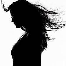شاهدوا اللحظات الأخيرة لمقتل فنانة حامل على خشبة المسرح