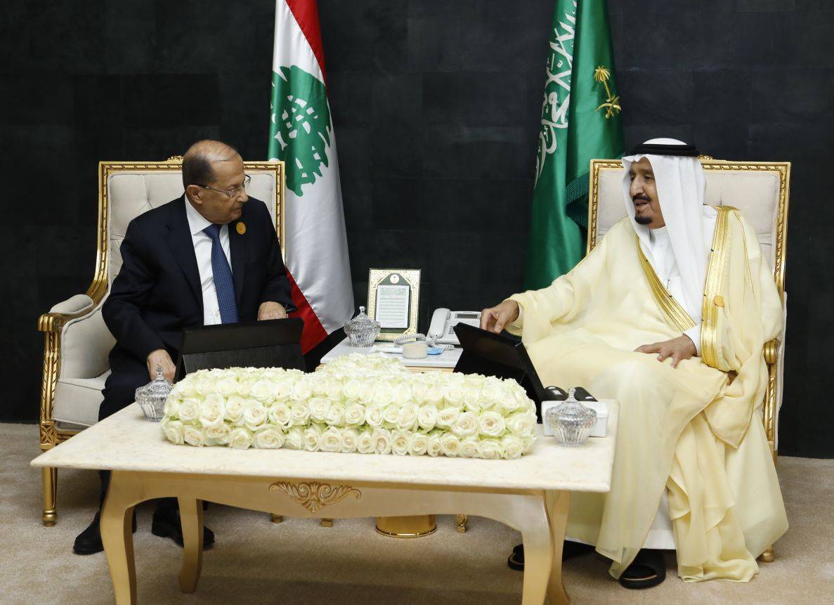 رئيس الجمهورية يلتقي العاهل السعودي
