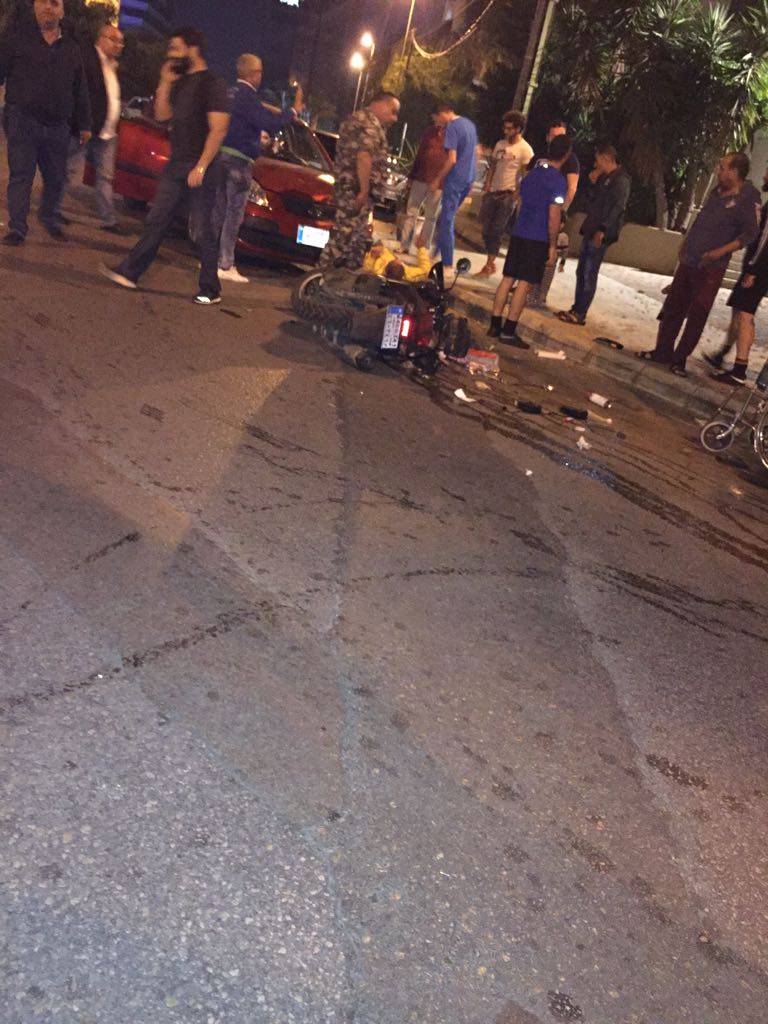 بالصورة..سقوط جريح صدما في سن الفيل