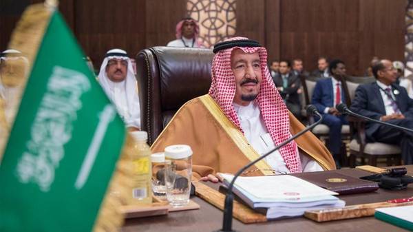 سوريا خارج التغطية في كلمة الملك سلمان أمام القادة العرب