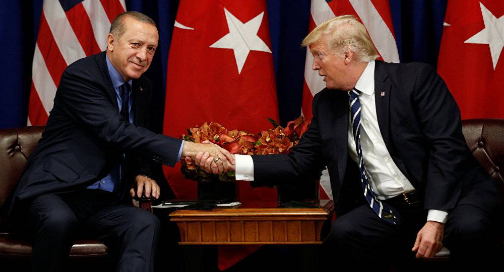 تغريدة جديدة لترامب تنذر بأزمة بين أمريكا وتركيا