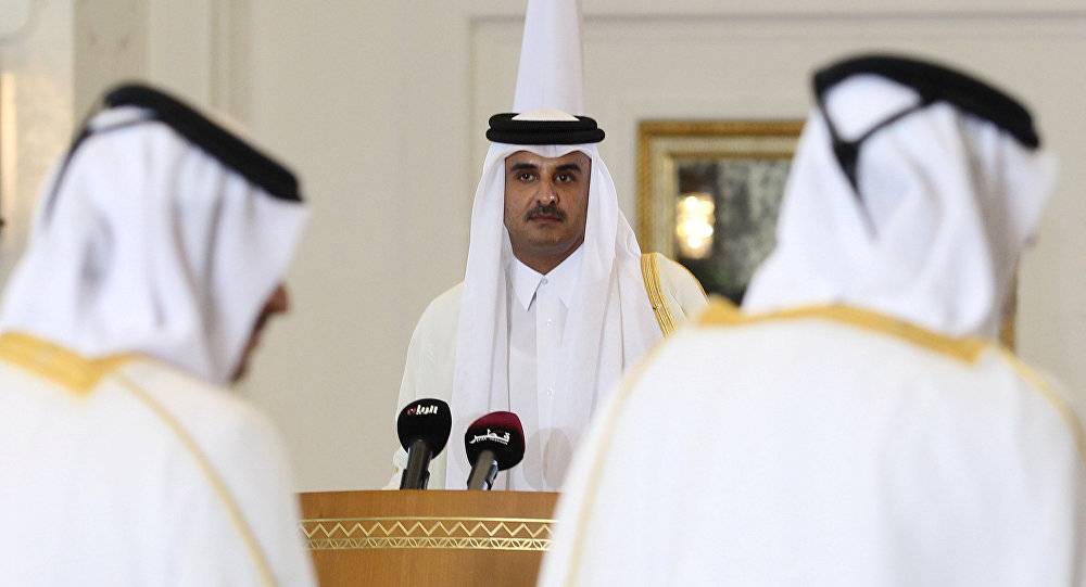 بعد قرار عسكري تجاه الإمارات... حافلات قطرية تدخل الصومال