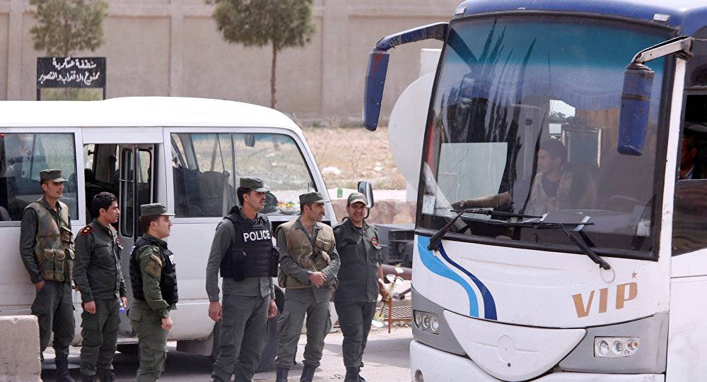 انسحاب فريق استطلاع "حظر الكيميائي" إلى دمشق بعد إطلاق نار وانفجار لدى دخوله دوما