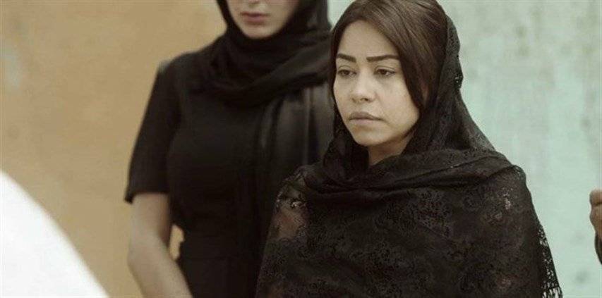 بالصورة - لم تحضر الجنازة: كيف علقت شرين على موت والدها ؟!