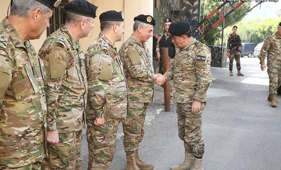 رئيس الأركان يتفقّد وحدات وأجهزة منتشرة في اليرزة