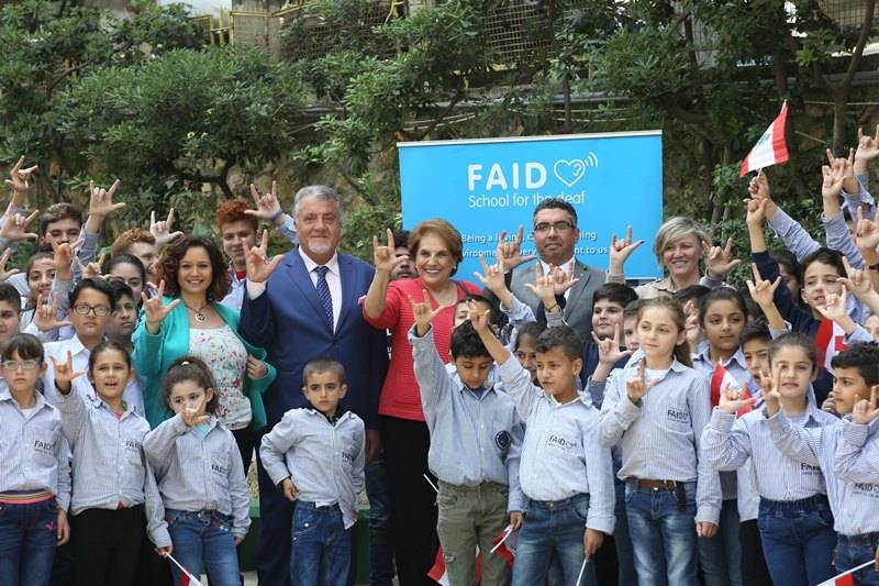 اللبنانية الاولى استضافت 3 اطفال يعانون التوحد وجالت معهم على المدرسة اللبنانية للضرير والصم