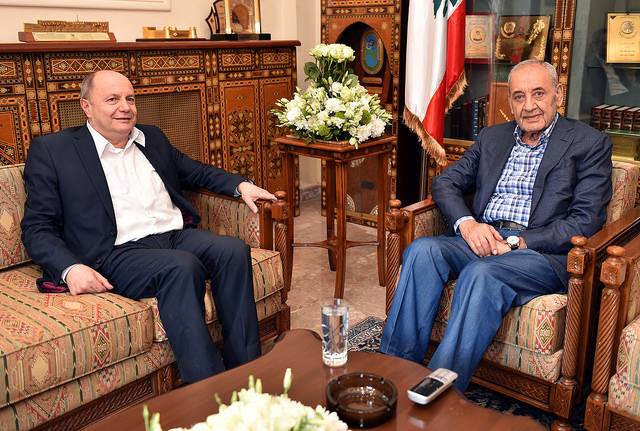 بري عرض الوضع المعيشي مع الاسمر واستقبل وفدا علمائيا من صيدا