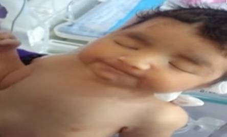 بالفيديو.. الطفل حسن سلّوم ضحية جديدة للأخطاء الطبية!