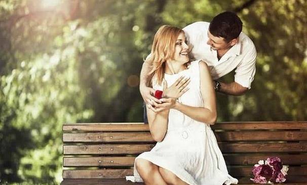 3 أبراج من السهل الوقوع في حبها.. فهل أنت من بينها؟