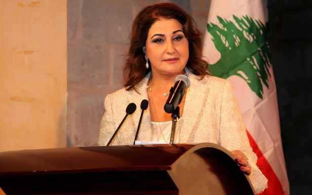 مي نجيب ميقاتي تفتتح معرضاً
في مركز «العزم الثقافي بيت الفن»